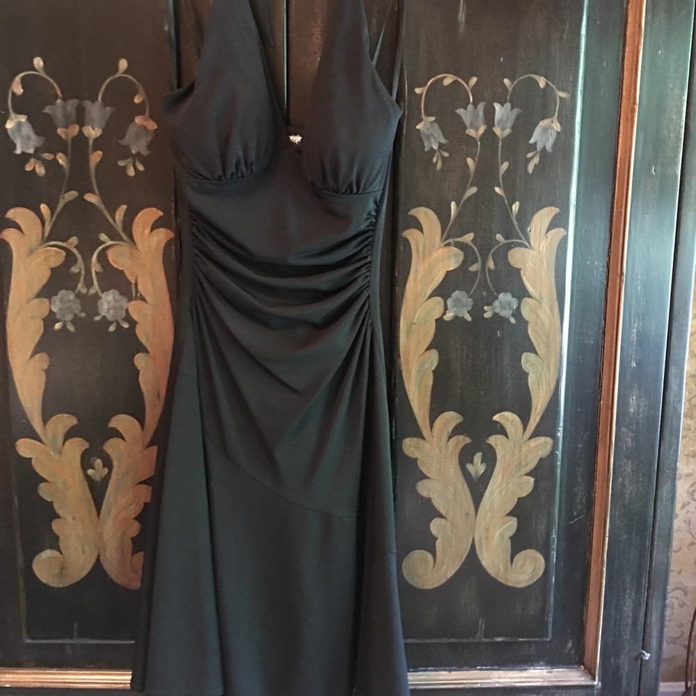 #19) 💥🔥Your " LITTLE BLACK DRESS"!!🔥💥